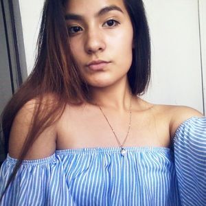 Meet your Posher, Isabel